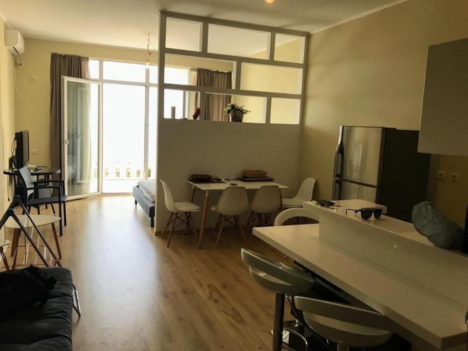Sea View Studio Apartment In Gonio-クヴァリアティ エクステリア 写真