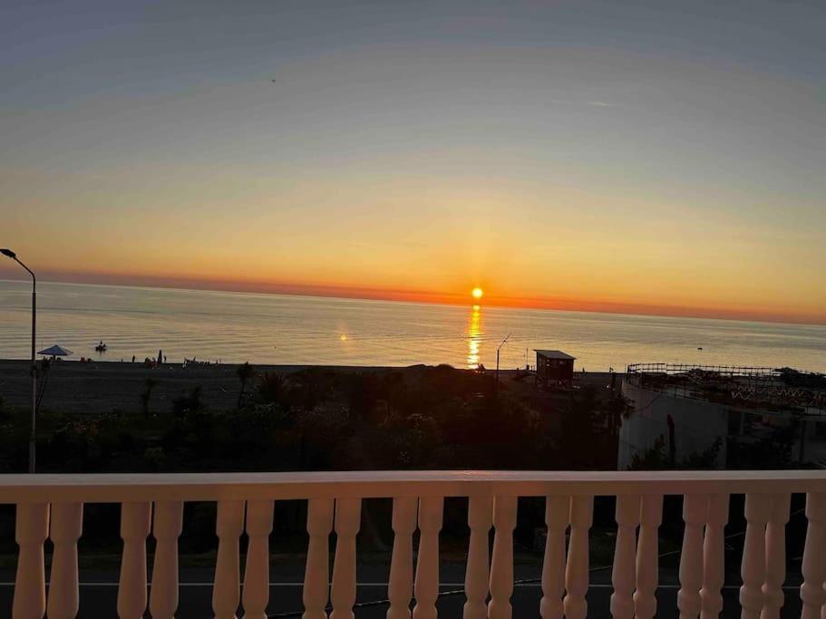 Sea View Studio Apartment In Gonio-クヴァリアティ エクステリア 写真