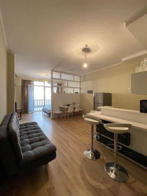 Sea View Studio Apartment In Gonio-クヴァリアティ エクステリア 写真